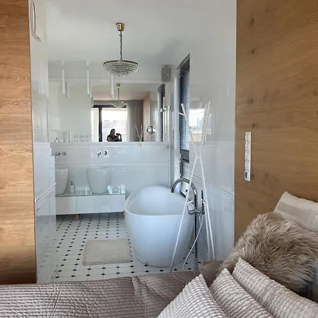 Portova Luxury Apartment *